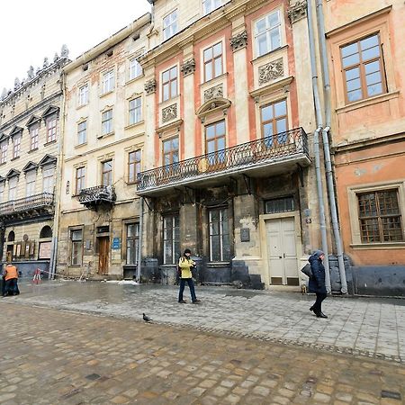 Vip Апартаменти Ван Гог На Площі Ринок Lviv Exterior foto