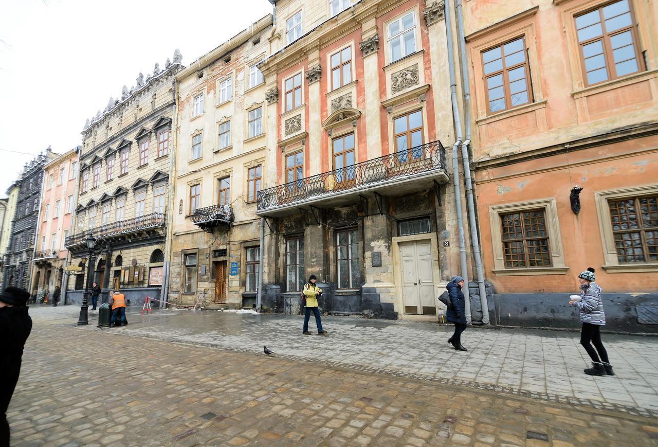 Vip Апартаменти Ван Гог На Площі Ринок Lviv Exterior foto